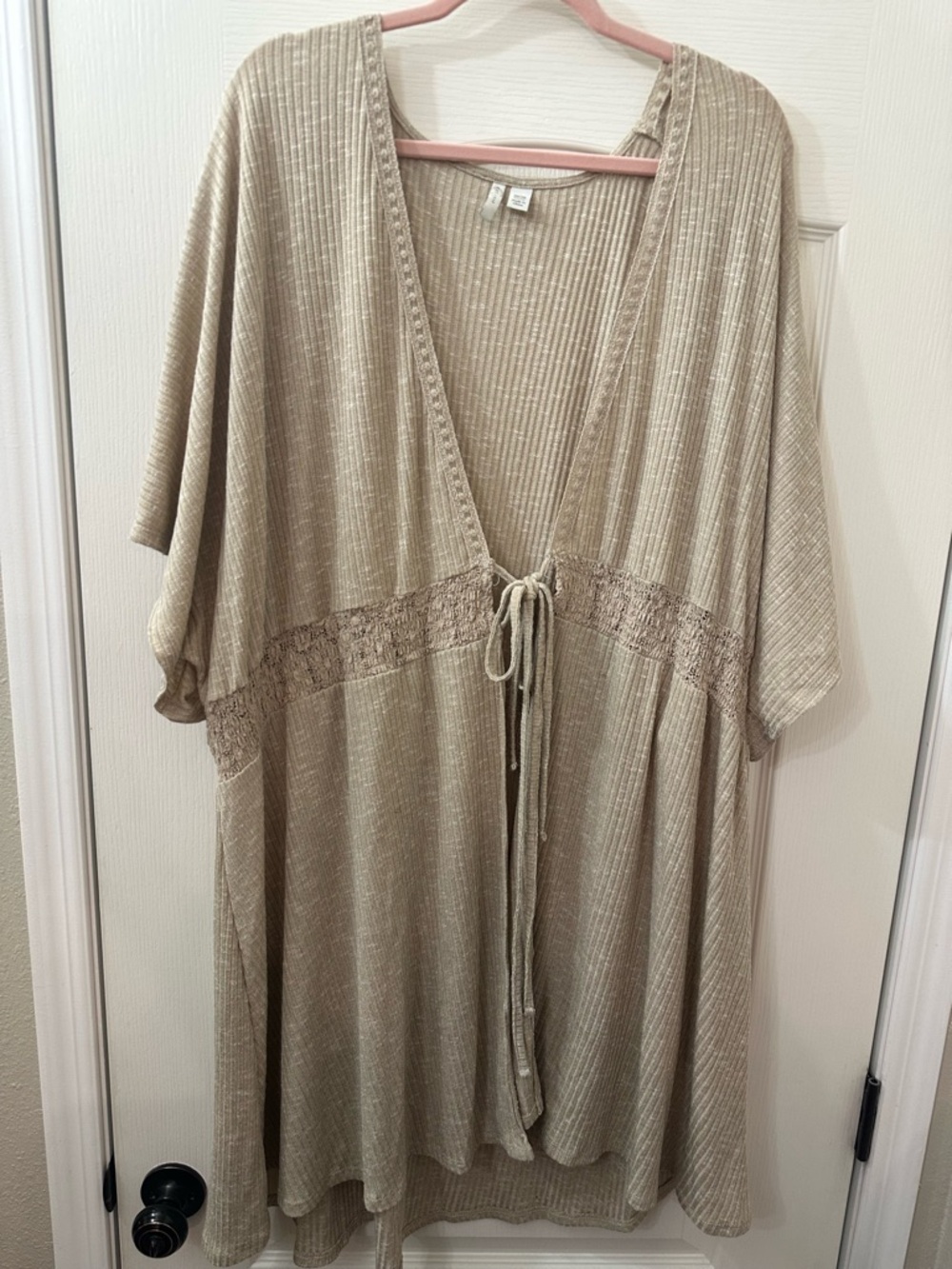 Est 1946 - Lightweight Taupe Knit Cover-Up with Tie Front 26/28